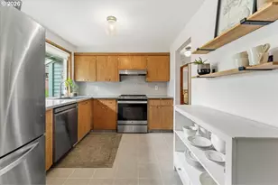 5350 SW Barclay Ct, Beaverton, OR 97005 - Photo 4