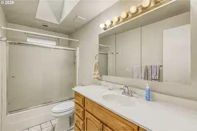 16677 SE Kingsridge Ct, Milwaukie, OR 97267 - Photo 14