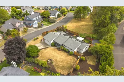16677 SE Kingsridge Ct, Milwaukie, OR 97267 - Photo 28