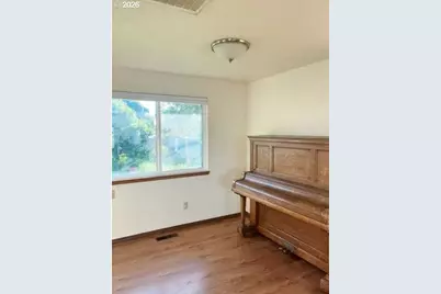 1107 SW 23rd St, Pendleton, OR 97801 - Photo 6