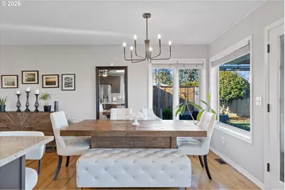 11821 NE Siskiyou St, Portland, OR 97220 - Photo 6