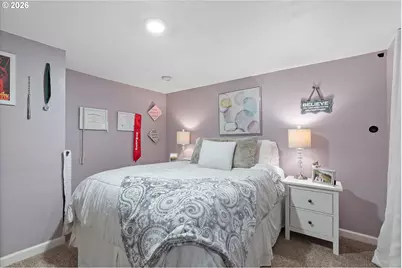 11821 NE Siskiyou St, Portland, OR 97220 - Photo 14