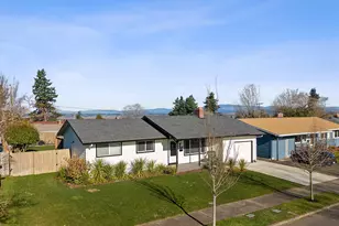 11821 NE Siskiyou St, Portland, OR 97220 - Photo 34