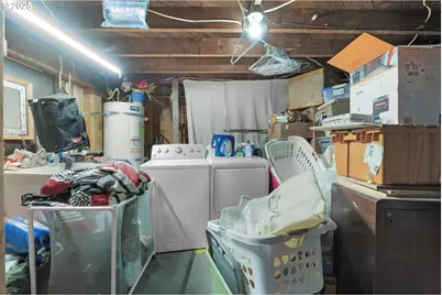 501 38th St, Astoria, OR 97103 - Photo 28