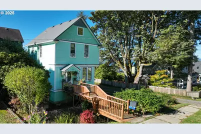 501 38th St, Astoria, OR 97103 - Photo 1