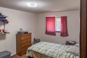 226 Chickering St, Myrtle Creek, OR 97457 - Photo 8