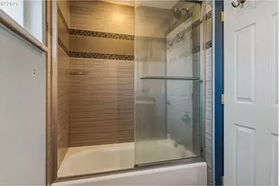 2912 SE 141st Ave, Portland, OR 97236 - Photo 26