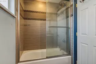 2912 SE 141st Ave, Portland, OR 97236 - Photo 26