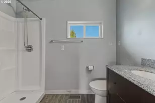 2912 SE 141st Ave, Portland, OR 97236 - Photo 20