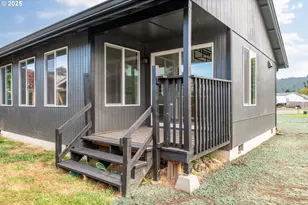 2421 Hickory Ave, Longview, WA 98632 - Photo 26