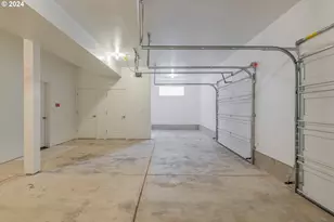 17683 SW Cobb Ln, Beaverton, OR 97007 - Photo 26