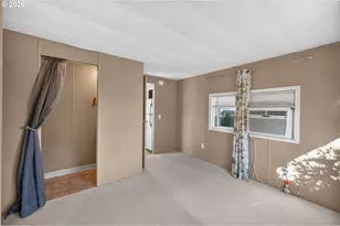 450 SE Lacreole Dr, Dallas, OR 97338 - Photo 18