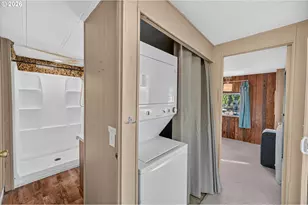 450 SE Lacreole Dr, Dallas, OR 97338 - Photo 20