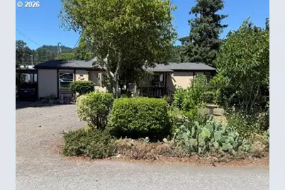 47767 Harris St, Oakridge, OR 97463 - Photo 4
