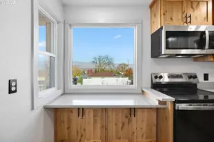 602 W 13th St, The Dalles, OR 97058 - Photo 14