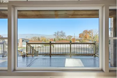 602 W 13th St, The Dalles, OR 97058 - Photo 8