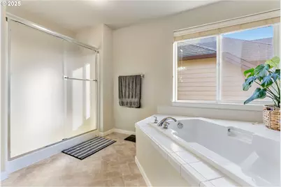 16270 SE Jasper Dr, Damascus, OR 97089 - Photo 22