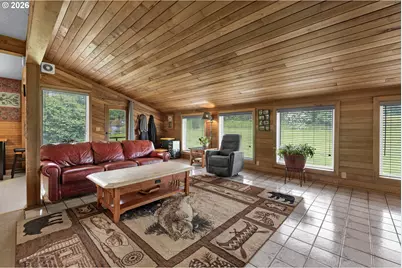 35255 Lyngstad Heights Ln, Astoria, OR 97103 - Photo 8