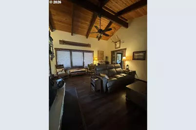 3801 Schull Dr, Hood River, OR 97031 - Photo 14