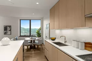 550 SW 10th Ave, Portland, OR 97205 - Photo 8