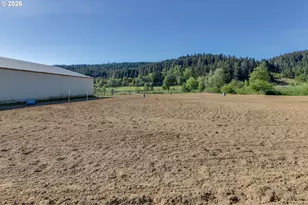 5143 Umpqua Hwy 99, Drain, OR 97435 - Photo 16