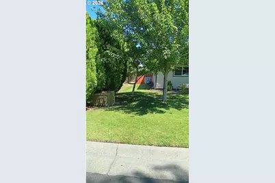 865 E Kennedy Ave, Hermiston, OR 97838 - Photo 2
