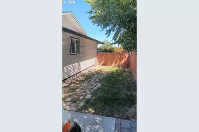 865 E Kennedy Ave, Hermiston, OR 97838 - Photo 12