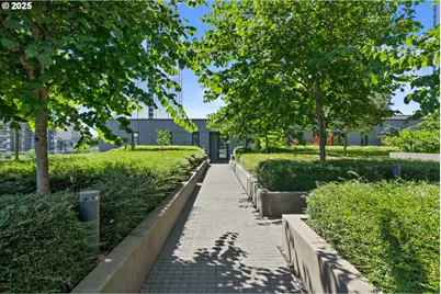 1150 NW Quimby St #1712, Portland, OR 97209 - Photo 40