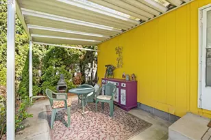 1196 37th St, Springfield, OR 97478 - Photo 24