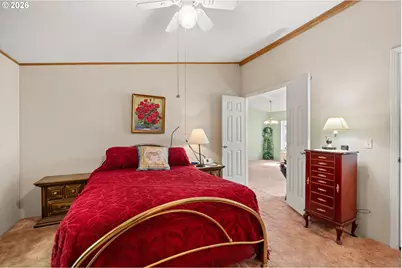 1196 37th St, Springfield, OR 97478 - Photo 16