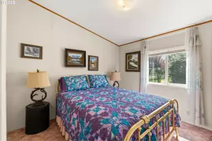 1196 37th St, Springfield, OR 97478 - Photo 20