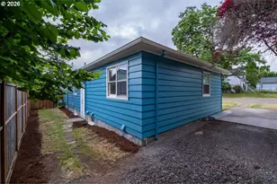 8610 NE Hancock St, Portland, OR 97220 - Photo 34