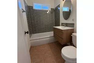 8610 NE Hancock St, Portland, OR 97220 - Photo 18