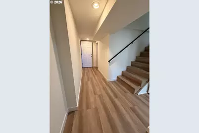 8610 NE Hancock St, Portland, OR 97220 - Photo 26
