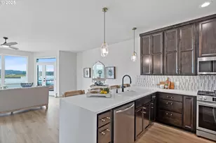 811 Southwest 13th Street, Newport, OR 97365 - Photo 6