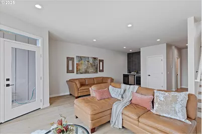 811 SW 13th St, Newport, OR 97365 - Photo 38