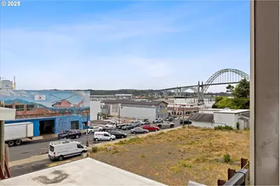 811 SW 13th St, Newport, OR 97365 - Photo 36