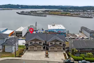 811 Southwest 13th Street, Newport, OR 97365 - Photo 2