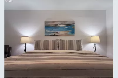 1305 Moore St #402, Brookings, OR 97415 - Photo 18