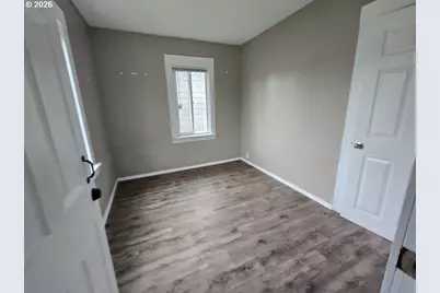 365 26th Ave, Longview, WA 98632 - Photo 6