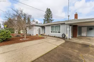 439 W Agee St, Roseburg, OR 97471 - Photo 30