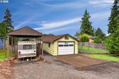 943 NE 7th St, Clatskanie, OR 97016 - Photo 2