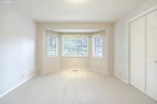 982 Shaughnessy Ln, Eugene, OR 97401 - Photo 32