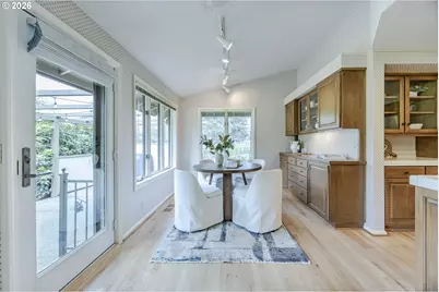 982 Shaughnessy Ln, Eugene, OR 97401 - Photo 14