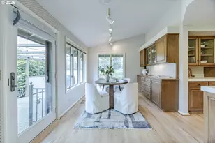 982 Shaughnessy Ln, Eugene, OR 97401 - Photo 14