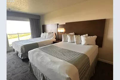 88416 1st Ave #303, Florence, OR 97439 - Photo 10