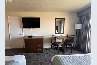 88416 1st Ave #303, Florence, OR 97439 - Photo 14