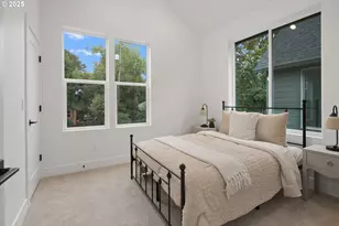 4031 SE Tibbetts St, Portland, OR 97202 - Photo 16