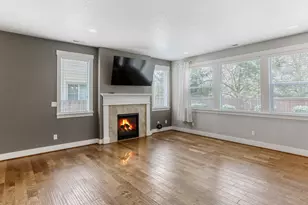 28623 Greenway Dr, Wilsonville, OR 97070 - Photo 6