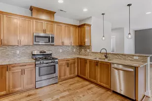 28623 Greenway Dr, Wilsonville, OR 97070 - Photo 10